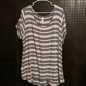 Lularoe Classic T